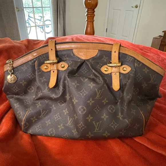 Louis Vuitton Tivoli GM Brown Monogram Tote - Picture 2 of 16